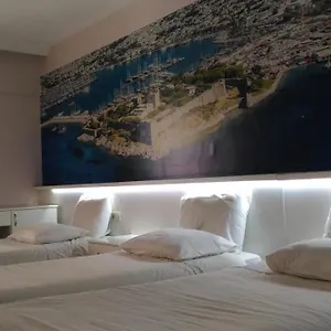 2* Otel Mesut